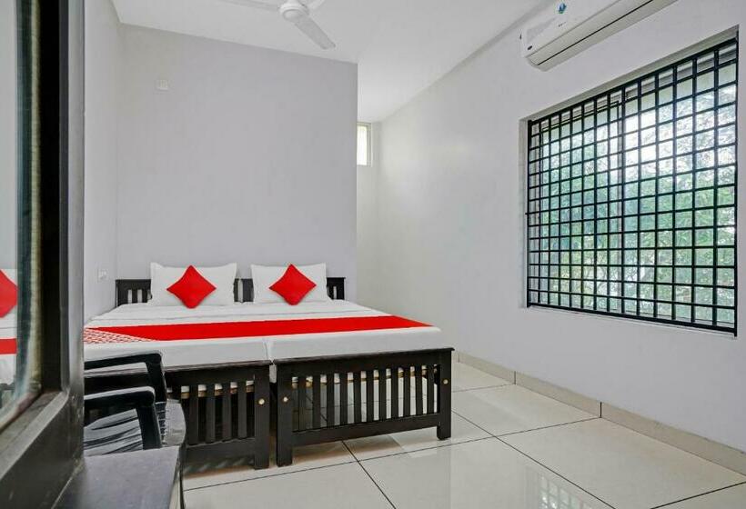 اتاق کلاسیک سه تخته, Oyo Flagship 80820 Hornbill Residency