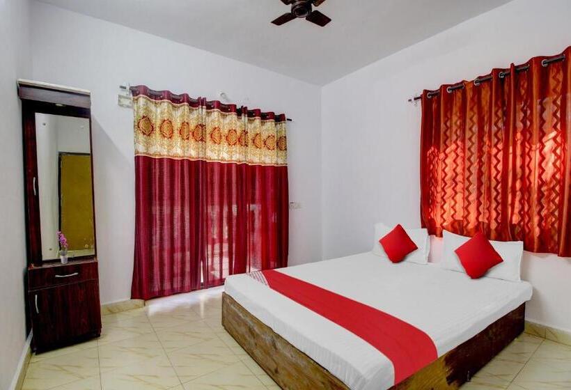 Трехместный Номер Классика, Flagship Hotel K S Inn Small Town