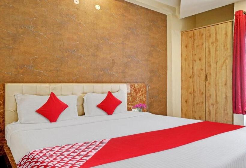 اتاق کلاسیک سه تخته, Flagship Bliss Inn