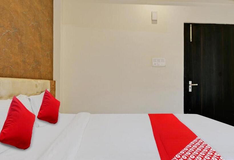 اتاق کلاسیک سه تخته, Flagship Bliss Inn