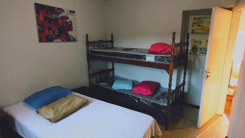 اتاق استاندارد سه نفره, La Musica Hostel Ouro Preto