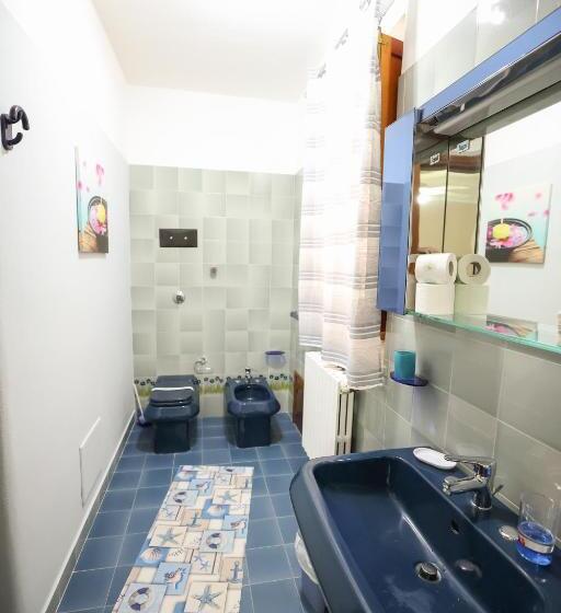 اتاق استاندارد سه تخته با چشم‌انداز باغ, B&b Giardino Dei Cedri