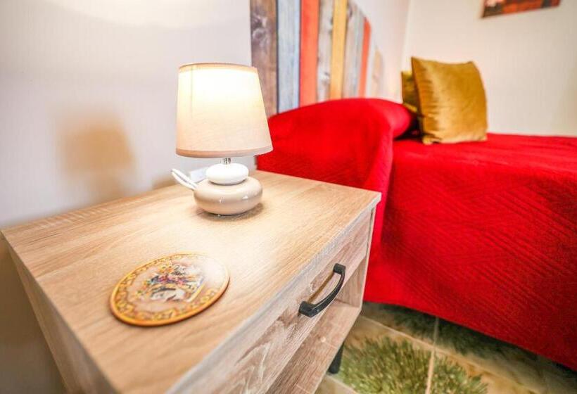 اتاق استاندارد با چشم‌انداز باغ, B&b Giardino Dei Cedri