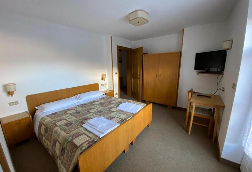 اتاق استاندارد, Dolomites Hotel La Meridiana