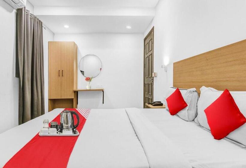 トリプルクラシックルーム, Flagship  Rudra Grand Near Chhatarpur Metro Station