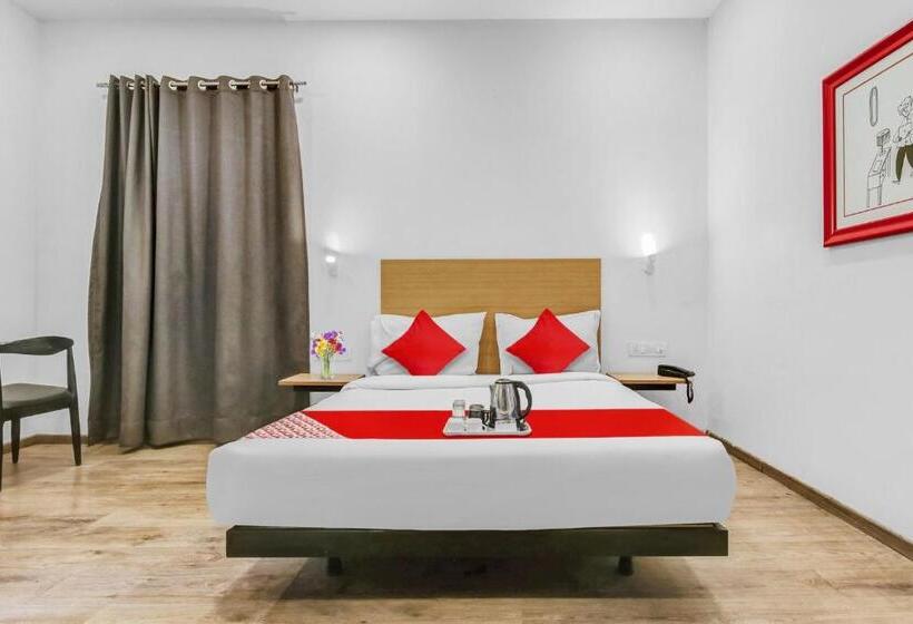 トリプルクラシックルーム, Flagship  Rudra Grand Near Chhatarpur Metro Station