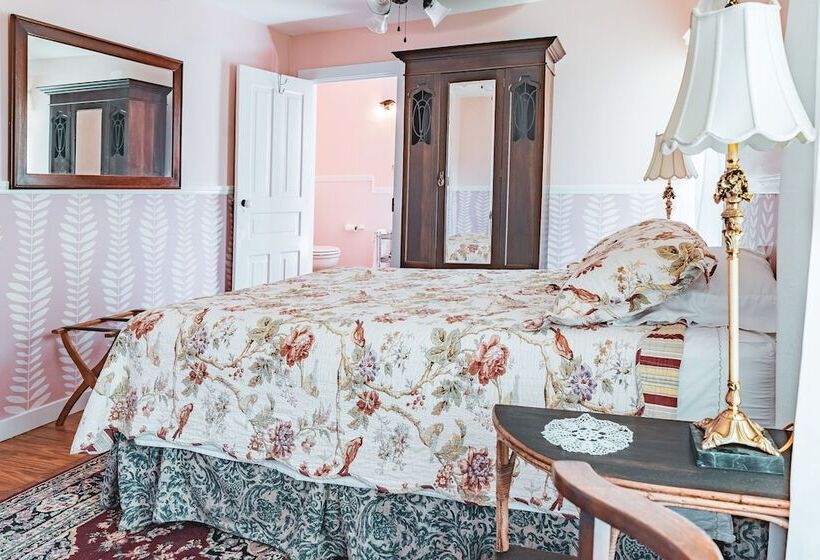 Номер Стандарт, Black Mountain Inn