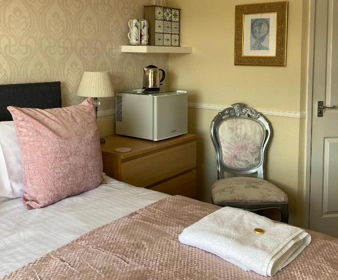 Номер Стандарт, St John's Guest House
