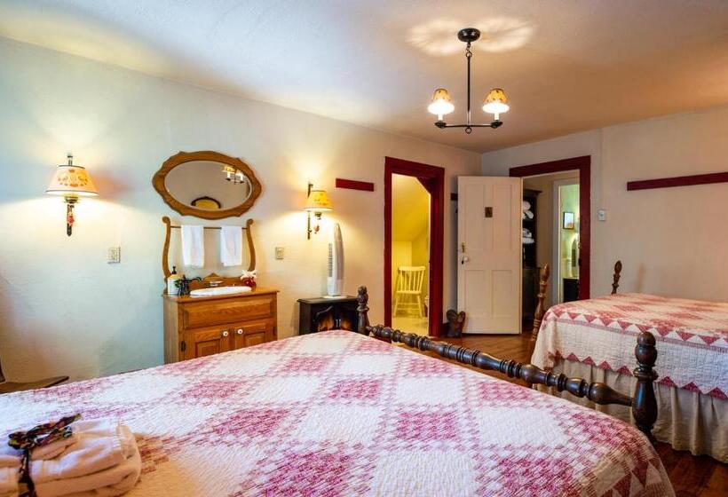 Четырехместный Номер Стандарт, The Pines Of Dresden B&b