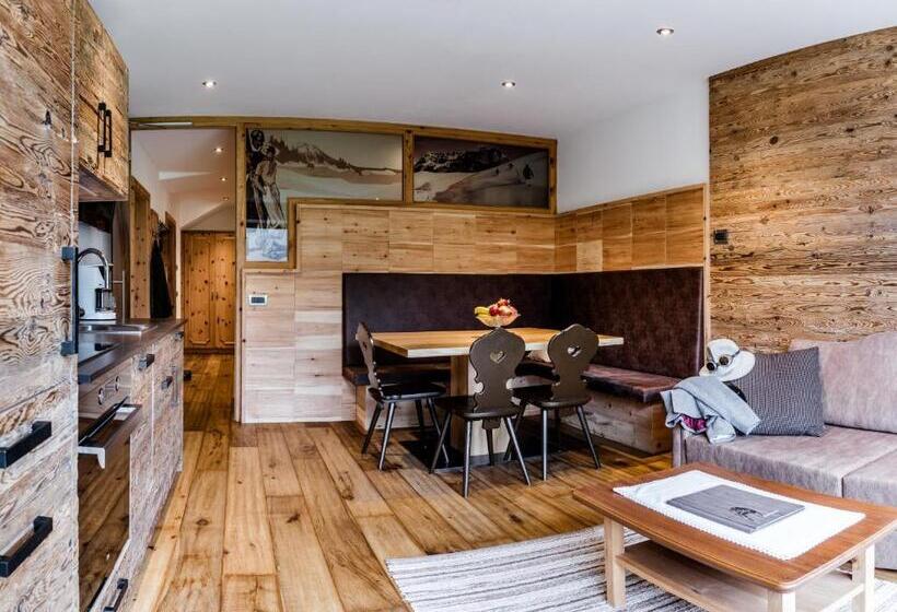 带2个卧室的公寓, Garni Residence Soraiser
