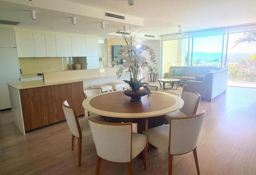 Апартаменты 4 Спальни, The Beach Cabarita