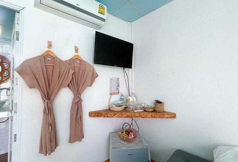 اتاق استاندارد, Aiem Sa Ard At Kohlarn