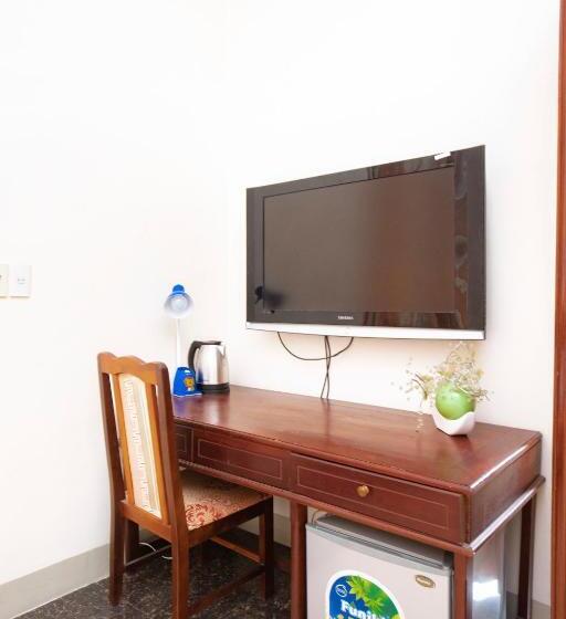 اتاق لوکس چهار تخته, Sao Việt Hotel Vinh