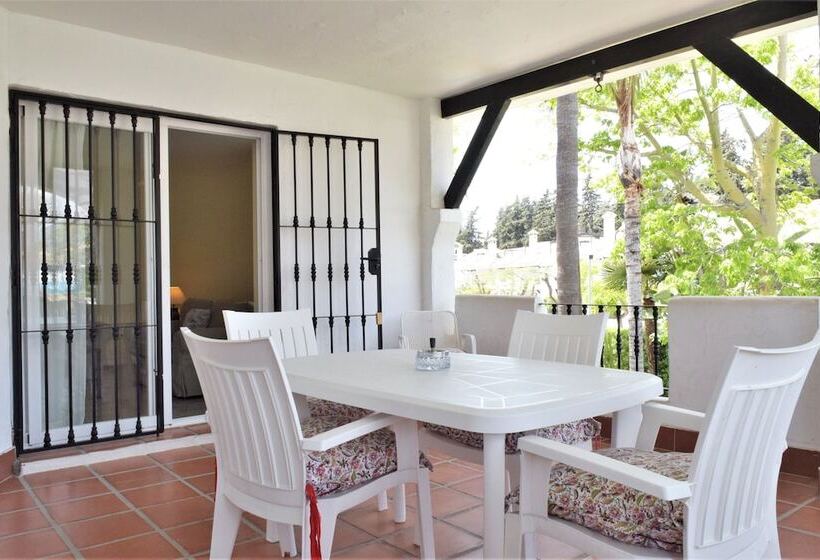 Апартаменты 2 Спальни, Serinamar  Los Naranjos De Marbella