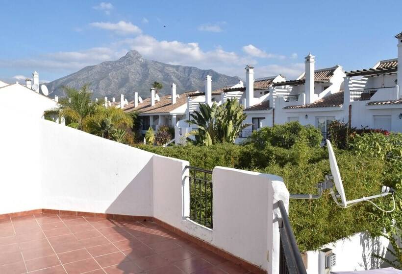 Talo 4 Makuuhuonetta, Serinamar  Los Naranjos De Marbella