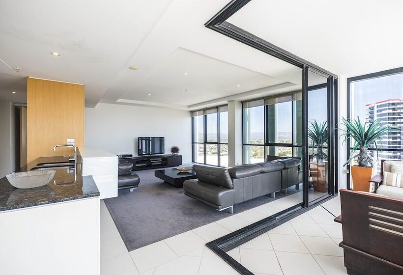 דירת שלושה חדרים, Aria Apartments