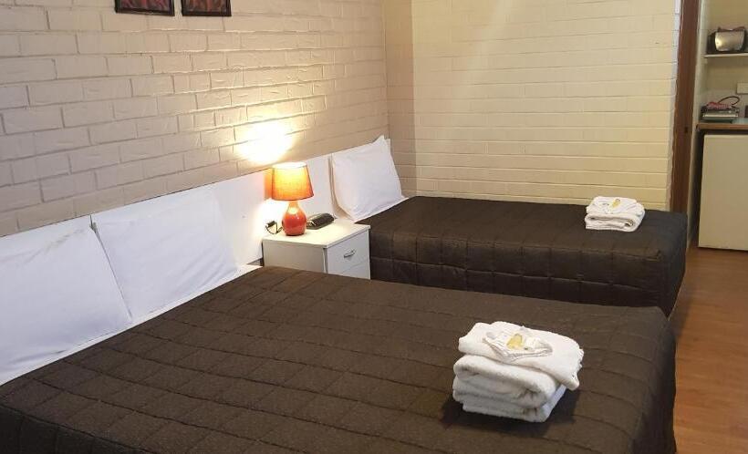 ファミリールーム, Bondi Motel