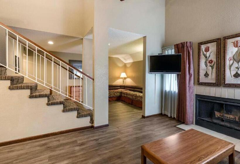 Люкс Повышенной Комфортности, Mainstay Suites Springfield South   Battlefield Rd