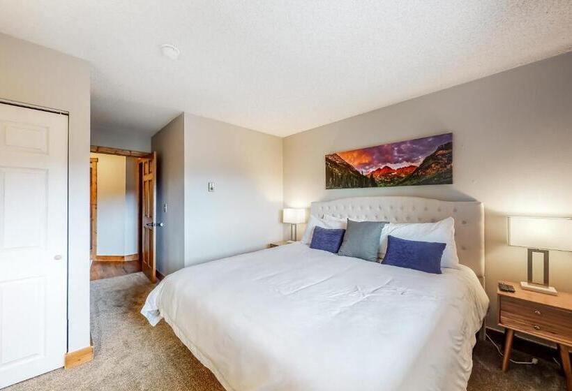 Апартаменты 2 Спальни, Breckenridge Ski Hideaway