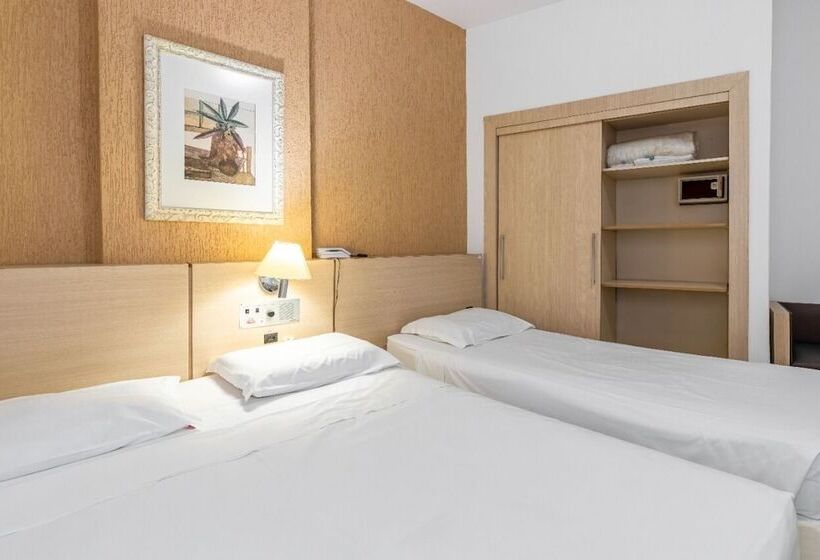 Четырехместный Номер Стандарт, Sagres Praia