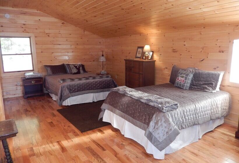Номер Deluxe Вид на Озеро, Kiwassa Lake Bed & Breakfast