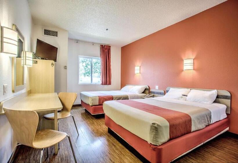 Номер Стандарт, Motel 6missoula, Mt