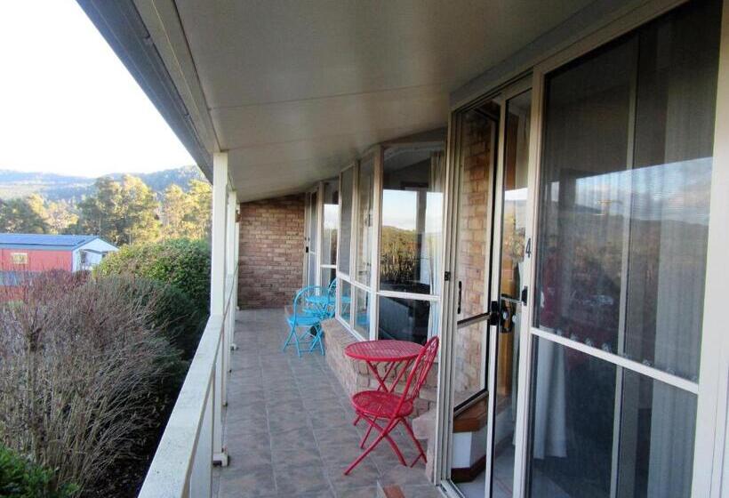 스탠다드 스튜디오, Sherwood View Accommodation