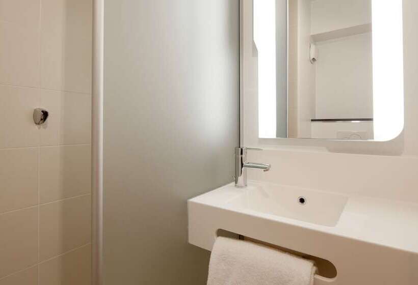 Номер Стандарт, B&b Hotel Paris Saint Denis Pleyel