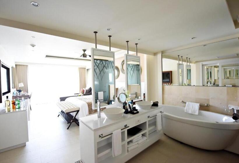 Deluxe Junior Suite, Hideaway at Royalton Riviera Cancun, An Autograph Collection - All Inclusive Resort - Adults Only