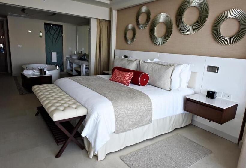 Deluxe Suite met Uitzicht op Zee, Hideaway at Royalton Riviera Cancun, An Autograph Collection - All Inclusive Resort - Adults Only