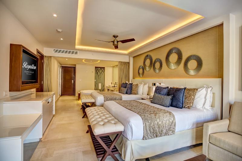Deluxe Junior Suite met Uitzicht op Zee, Hideaway at Royalton Riviera Cancun, An Autograph Collection - All Inclusive Resort - Adults Only