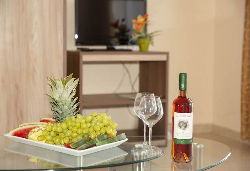 스위트, Alia Luxury Suites And Spa