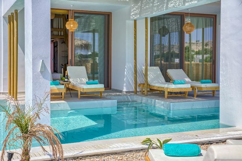جناح مزود بحمام سباحة, Alia Luxury Suites And Spa