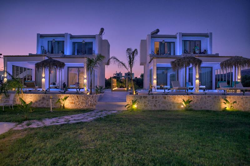 전용 풀장 스위트, Alia Luxury Suites And Spa