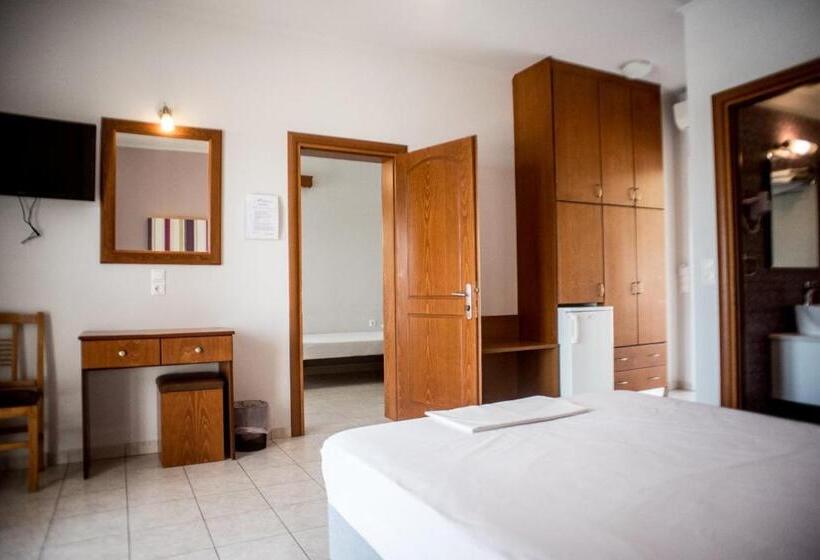 Четырехместный Номер Стандарт Вид на Море, Elektra Hotel