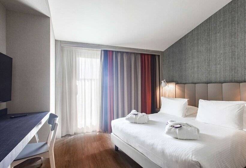 اتاق کلاسیک, Mercure Firenze Centro