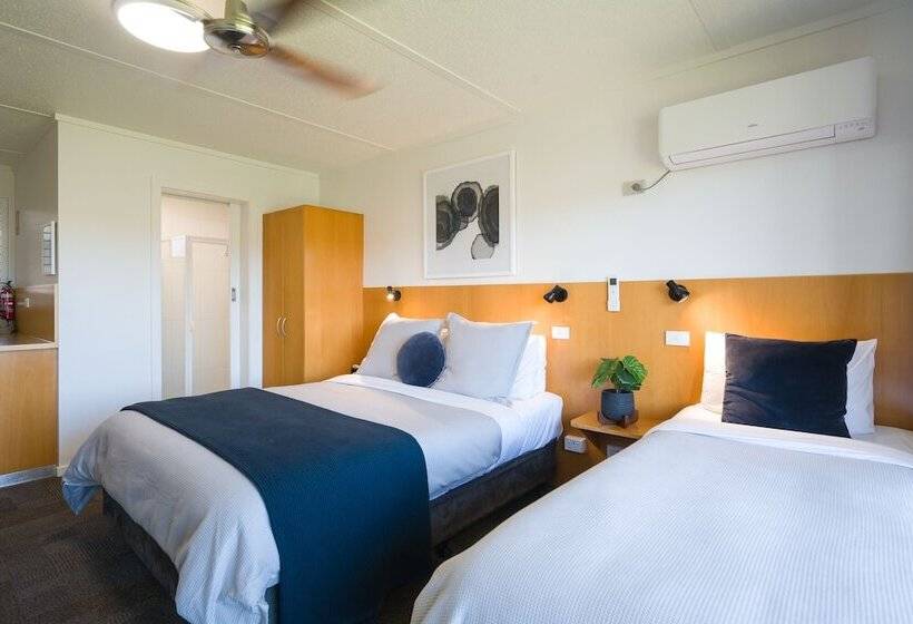 סוויטה נוף לים, Loch Ard Motor Inn