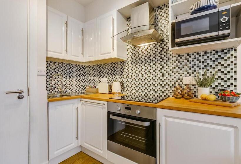 Студия Стандарт, Nell Gwynn Chelsea Accommodation