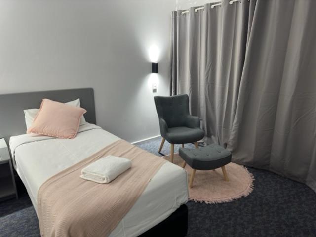 디럭스 트리플 룸, Toowoomba Motel & Events Centre