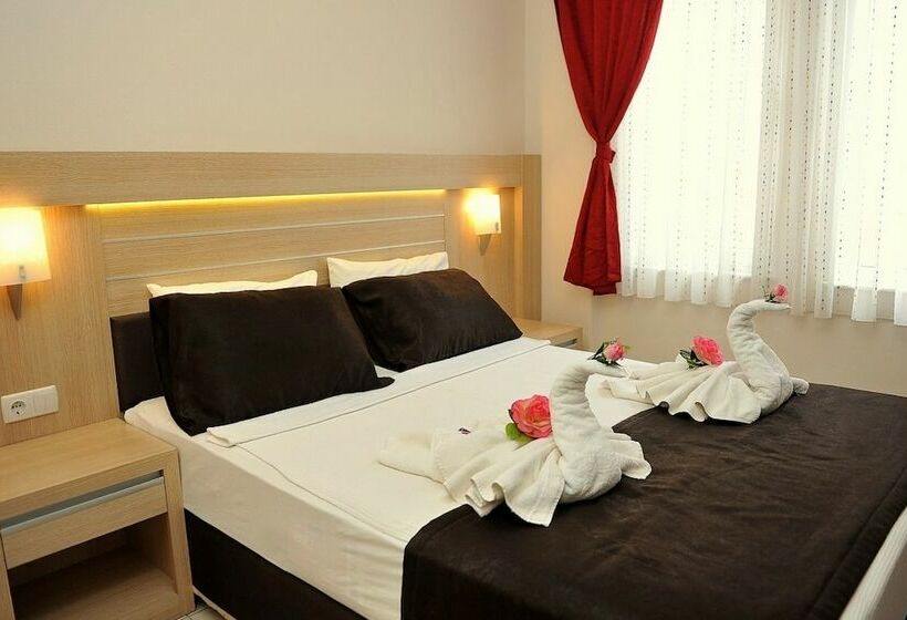 Номер Стандарт Трехместный, Best House