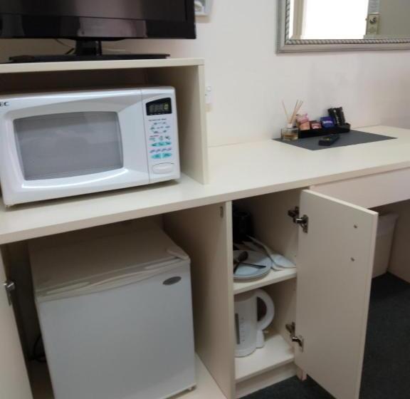 스탠다드 트리플 룸, Inverell Motel