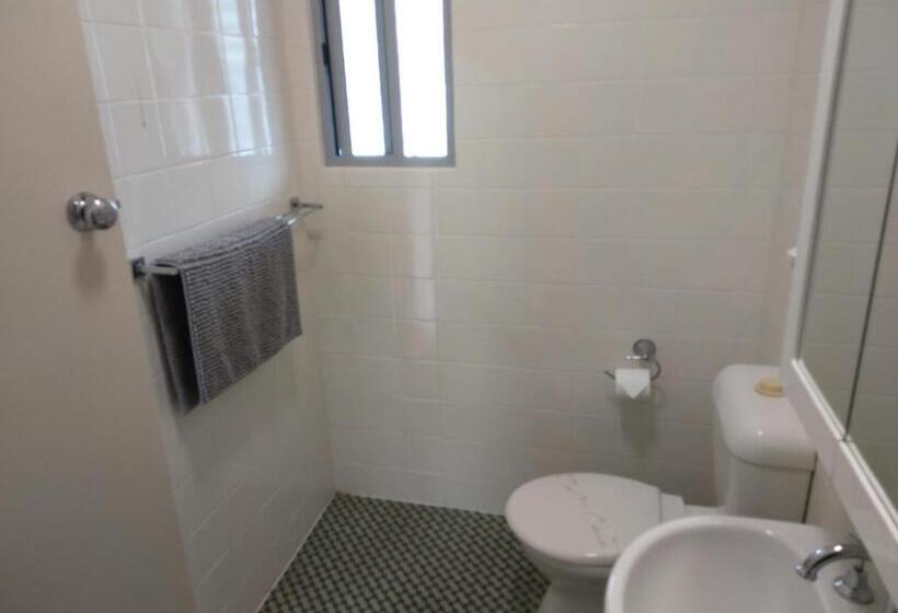 스탠다드 트리플 룸, Inverell Motel