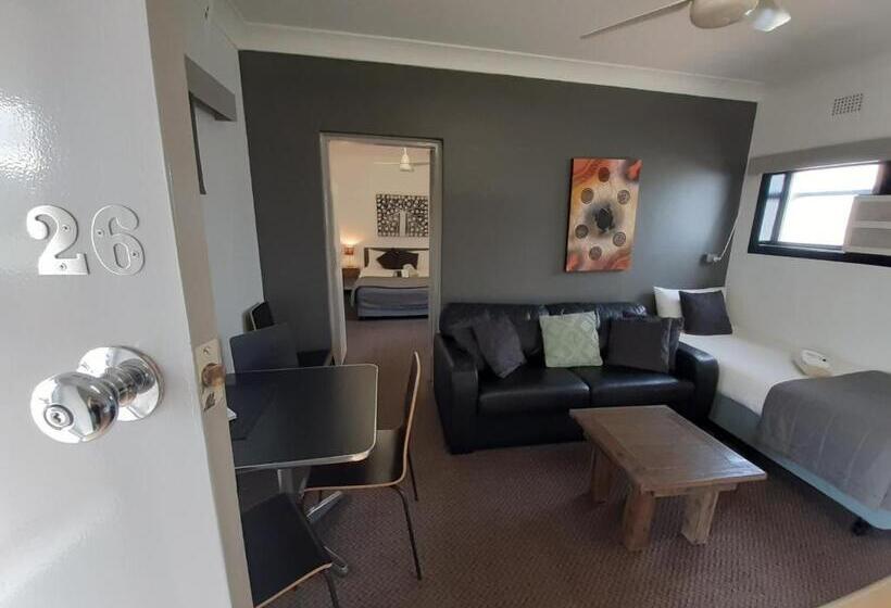 수피리어 패밀리 룸, Inverell Motel