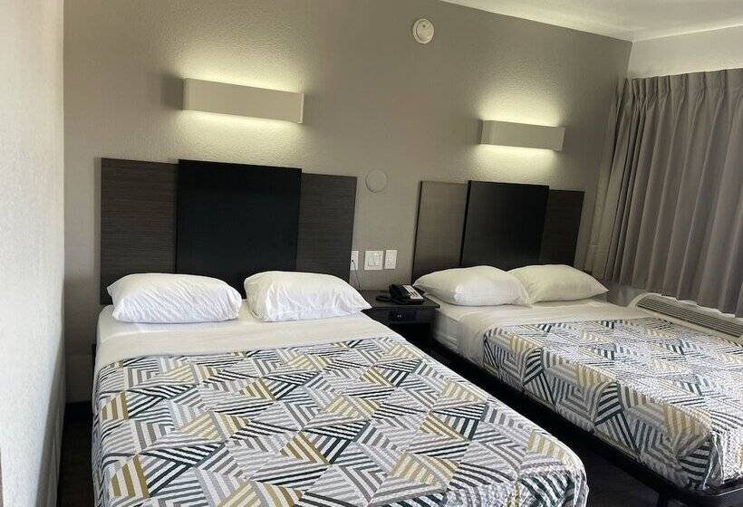 Номер Deluxe, Motel 6 Denton, Tx  Unt