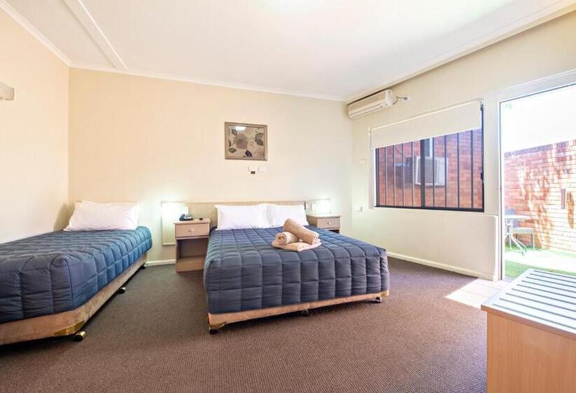 Семейные Апартаменты 3 Спальни, Matilda Motor Inn
