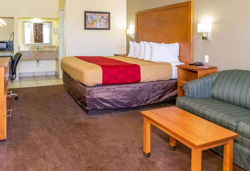 キングサイズベッドのスタンダードルーム, Econo Lodge Weldon  Roanoke Rapids