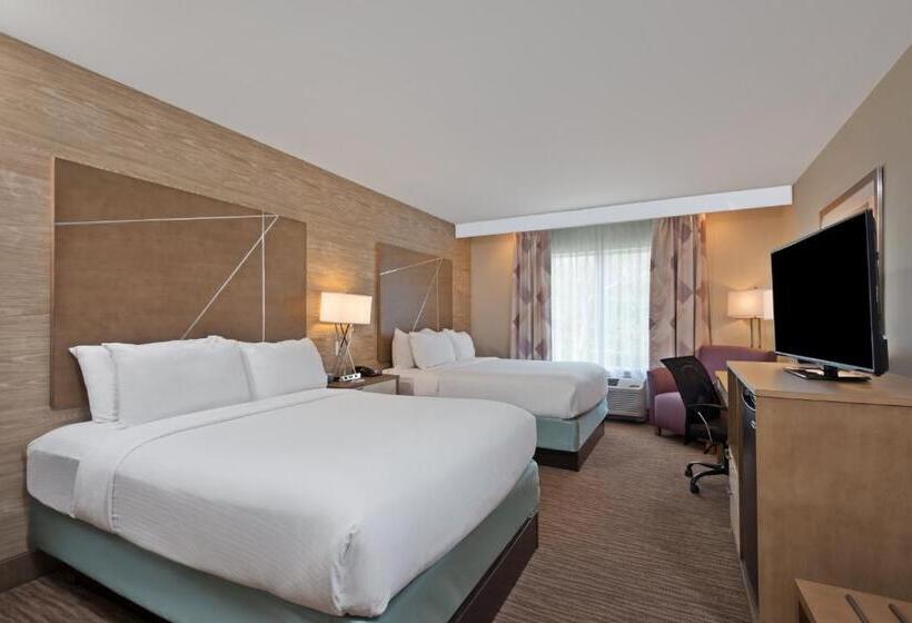 Номер Стандарт, Holiday Inn Express & Suites New Cumberland, An Ihg