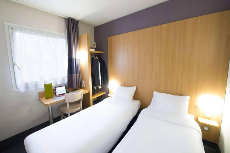 Номер Стандарт, Kyriad Direct Clermont Ferrand Nord Gerzat