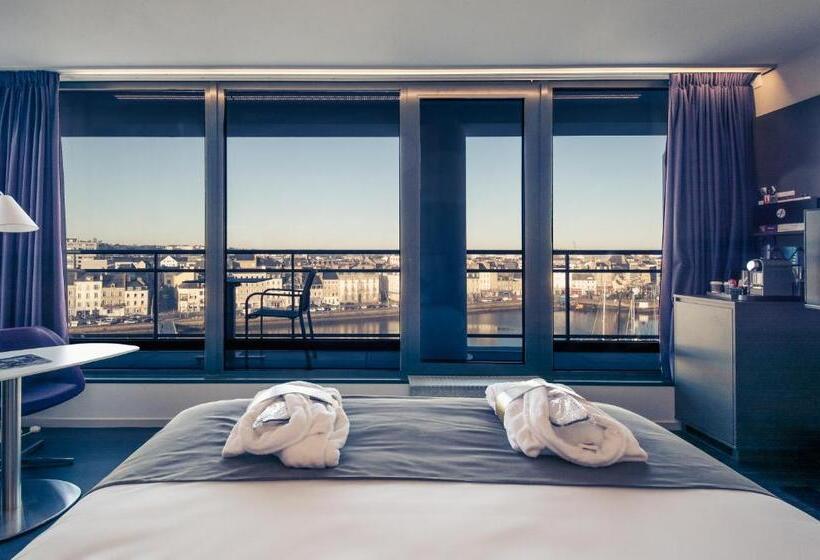 Номер Стандарт с Балконом, Mercure Cherbourg Centre Port