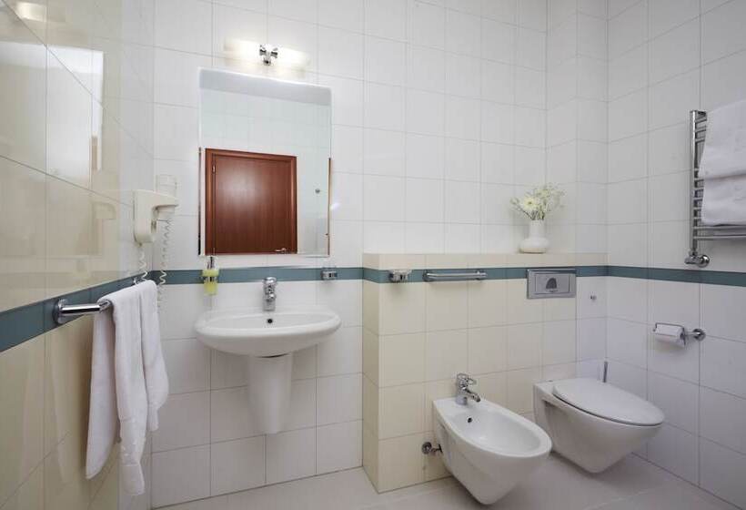 Люкс с Балконом, Velich Country Club